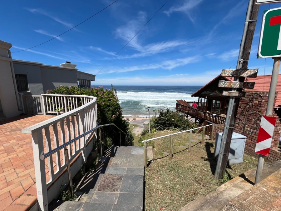 3 Bedroom Property for Sale in Herolds Bay Western Cape
